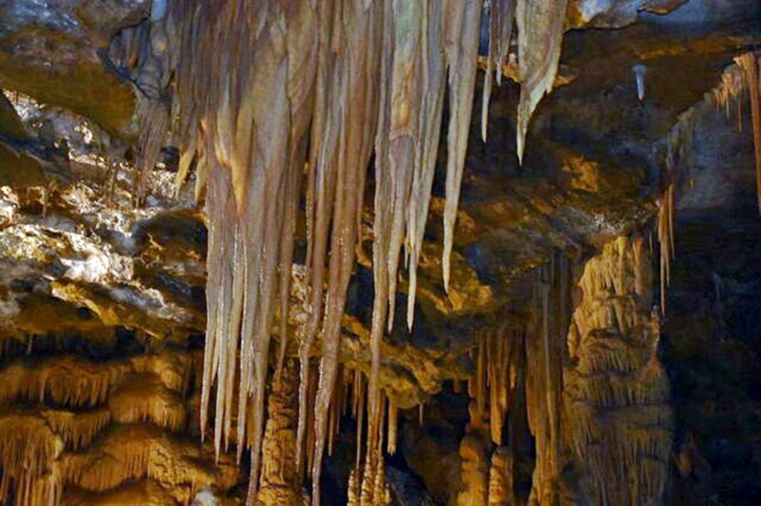 Karadeniz'deki bu mağaraya gidenler büyüleniyor! 5 ayda 100 bin ziyaretçi: Hiç böyle bir şey beklemiyordum 6